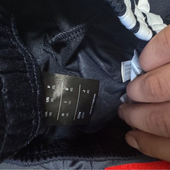 Adidas Joggers Kids XS Black White Signature Stripes Athletic Pants - Picture 2 of 4
